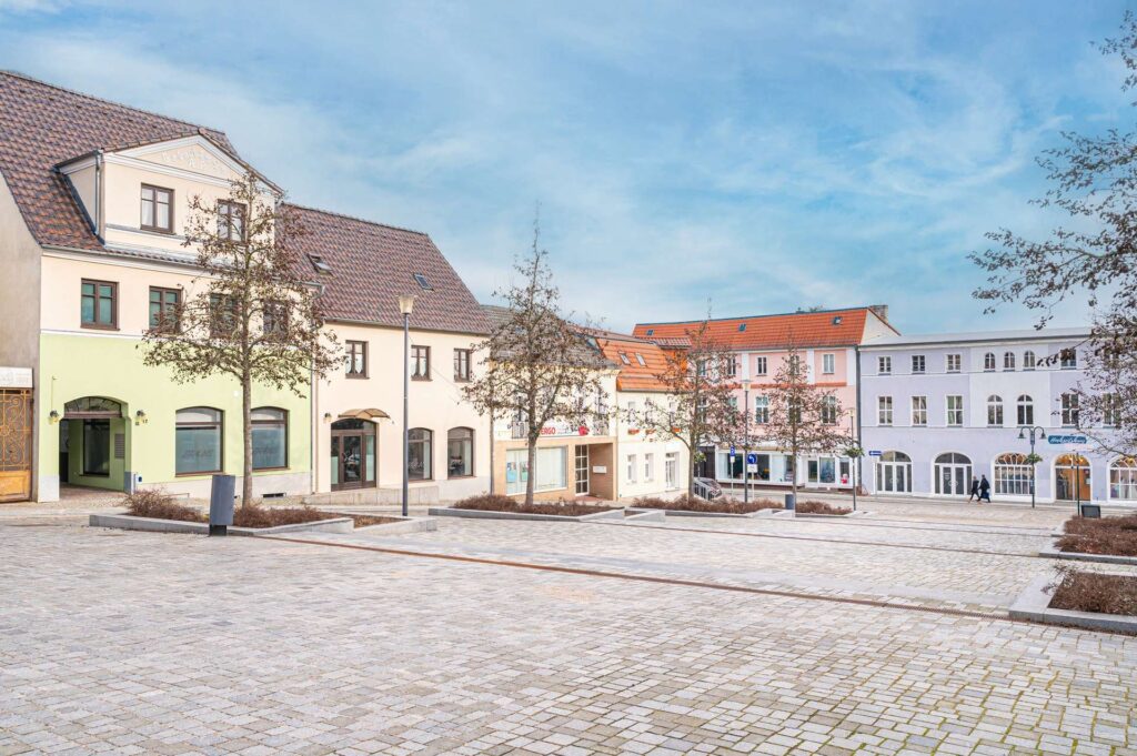 Komfortabel wohnen in Strausberg: 2-Zimmer Erdgeschosswohnung mit hochwertiger Ausstattung